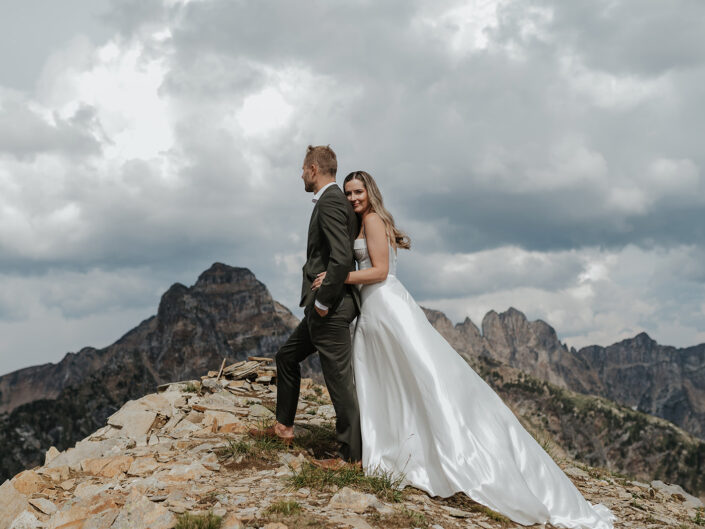 Allison & Tobi - Keefer Lake Lodge